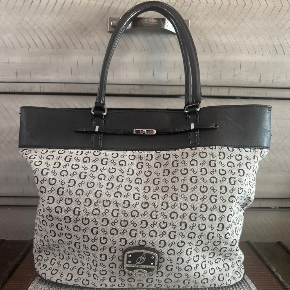 Guess Black and Gray Patterned Tote Bag